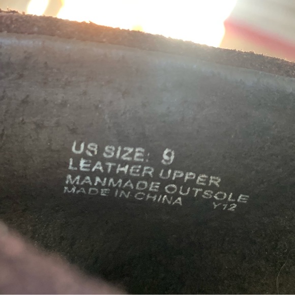 Brown clogs with fringe - Picture 4 of 4